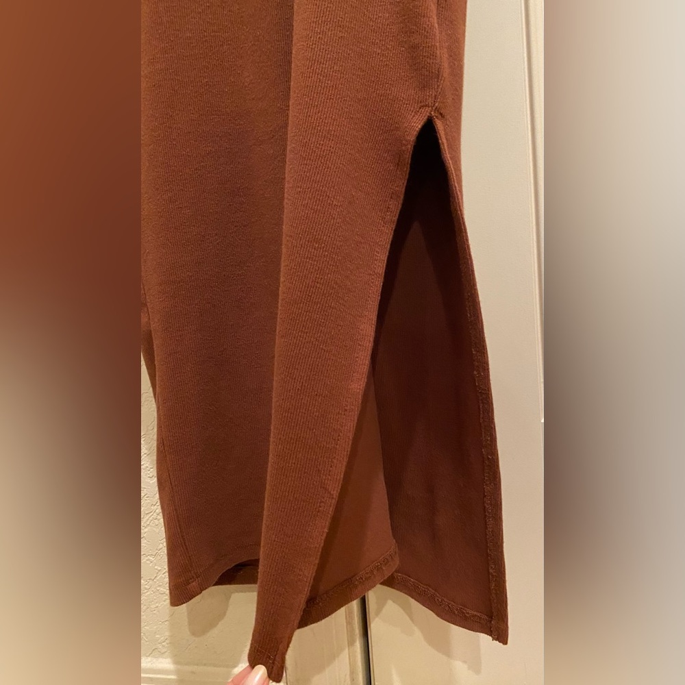 Cotton On ribbed short sleeve tee MIDI Dress in color Vintage Brown - Size M - Picture 10 of 14